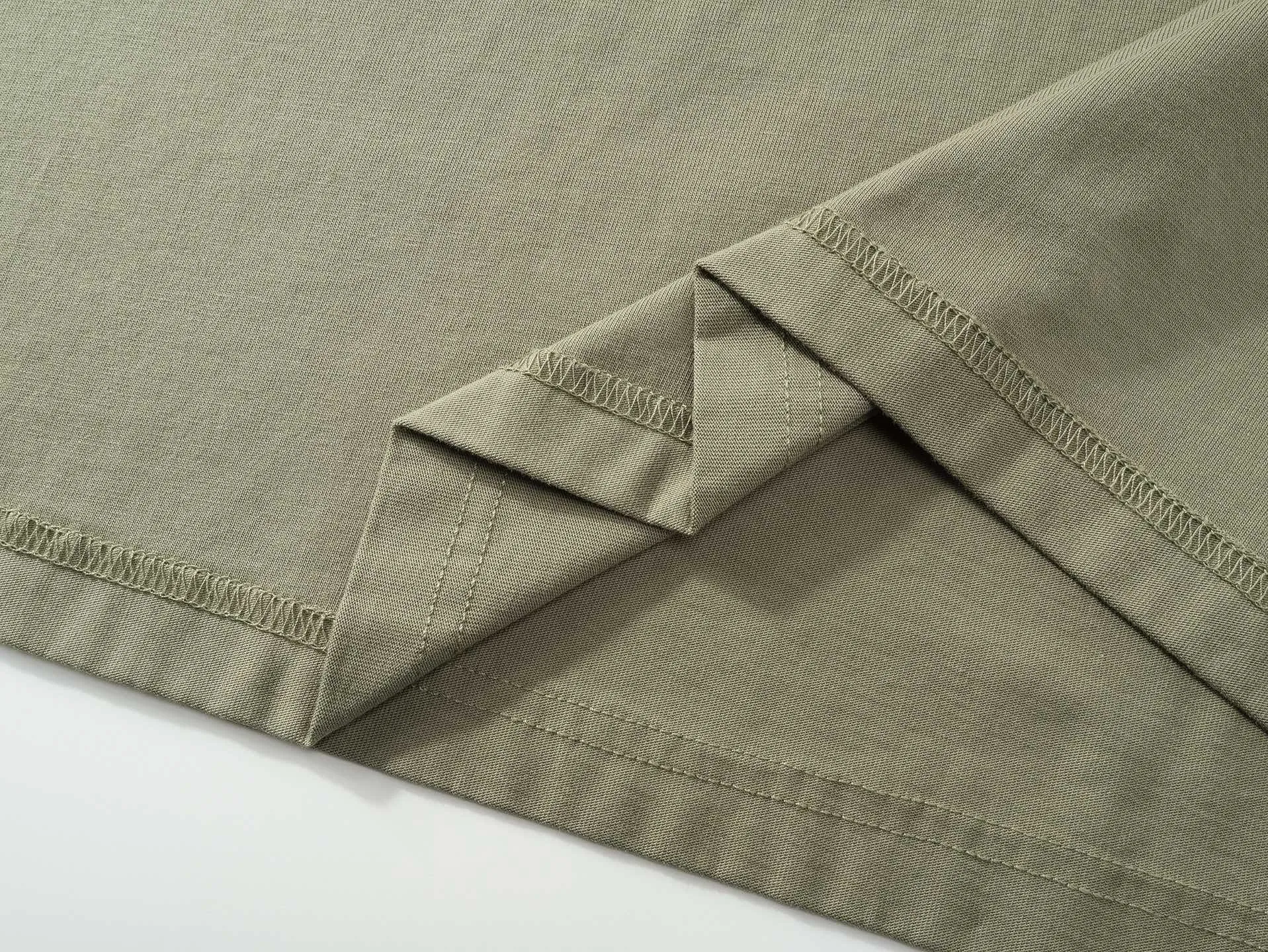 【 . Quality】BALENCI*GA/ #2025New Arrival LOGO T ， ， ， ZP 、 260 ， . ， 。 。Classic LOGO 。 。 , OS . Same Style ：BL 253639 ： ， ，Green Size：XS S M L